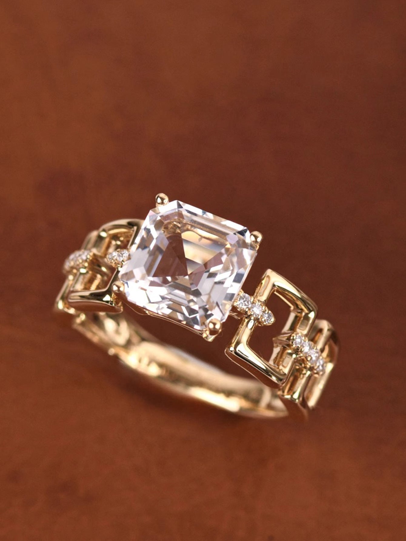 Women's Fashion Retro Wide Surface Hollow Ring
